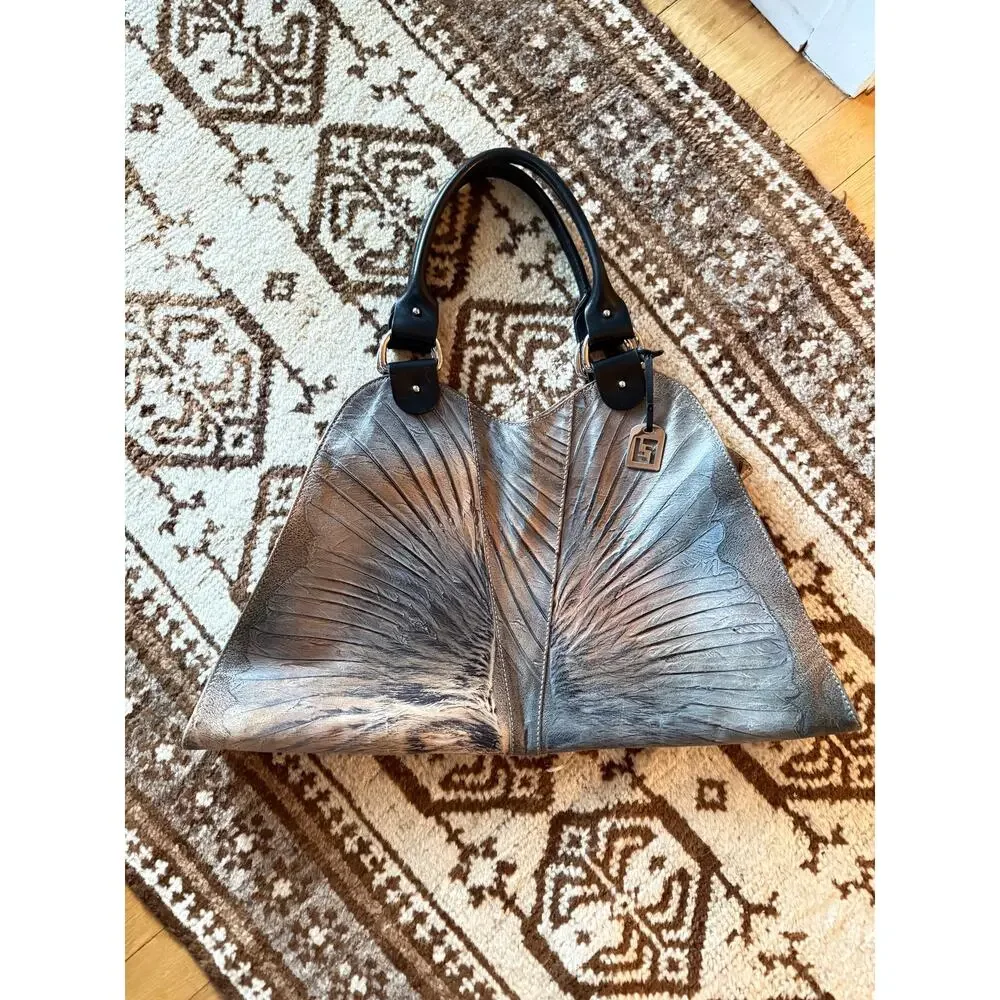 FENDI Karl Lagerfeld 2003 Vintage Devil Trapezio Leather Bag Neutrals Large